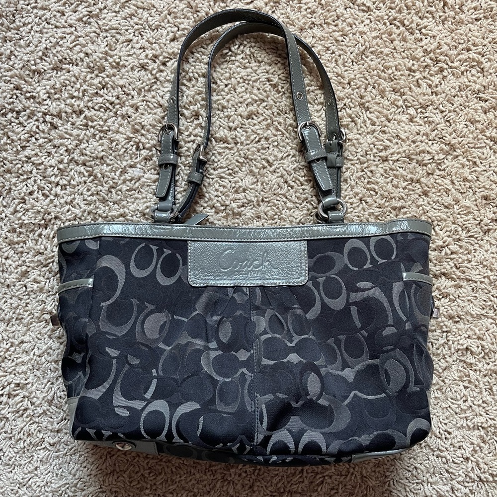 Coach Black Gray Signature Optic Gallery Tote Bag